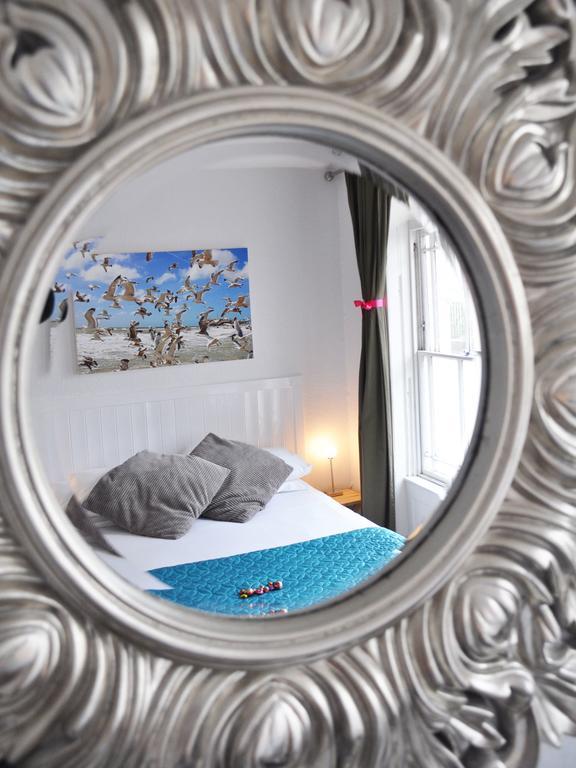 Motel Schmotel Brighton Room photo
